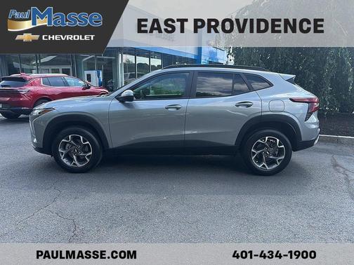 Sterling Gray Metallic 2024 Chevrolet Trax LT