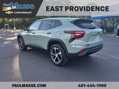 Green 2024 Chevrolet Trax 1RS