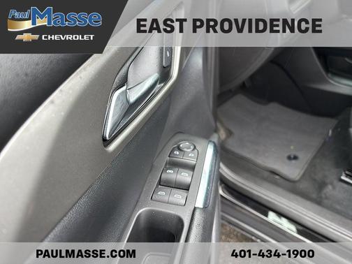 Mosaic Black Metallic 2024 Chevrolet Traverse LT