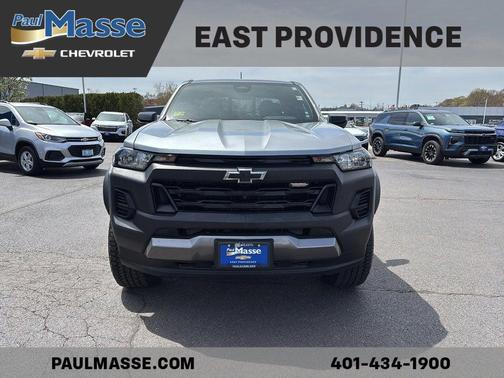 Sterling Gray Metallic 2024 Chevrolet Colorado Trail Boss