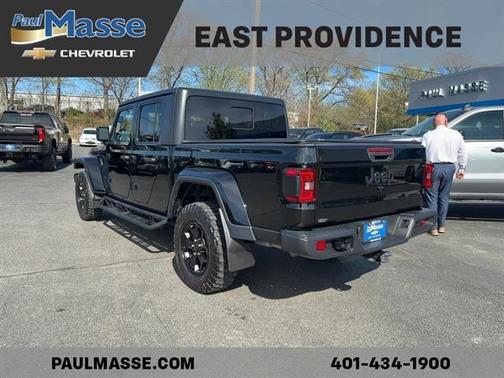 2023 Jeep Gladiator Sport