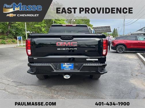 Onyx Black 2026 GMC Sierra 1500 Elevation