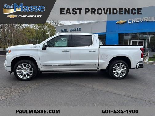 Iridescent Pearl Tricoat 2023 Chevrolet Silverado 1500 High Country