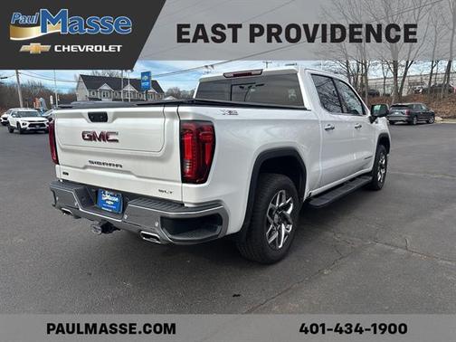 White Frost Tri-Coat 2024 GMC Sierra 1500 SLT
