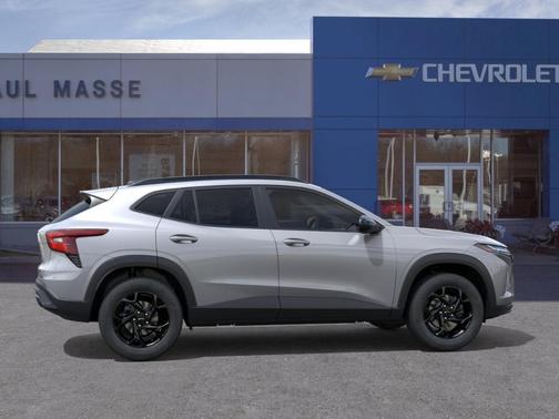 Sterling Gray Metallic 2026 Chevrolet Trax LT
