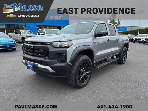 Sterling Gray Metallic 2024 Chevrolet Colorado Trail Boss