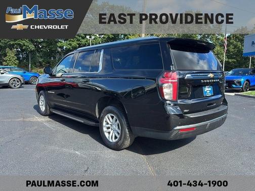 2023 Chevrolet Suburban LT