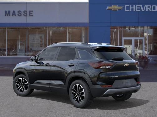 Mosaic Black Metallic 2026 Chevrolet Trailblazer LT