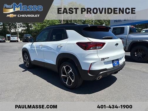 Summit White 2023 Chevrolet Trailblazer RS