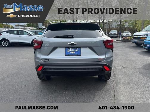 Sterling Gray Metallic 2024 Chevrolet Trax 1RS