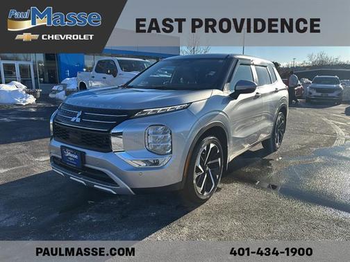 2023 Mitsubishi Outlander SE Special Edition