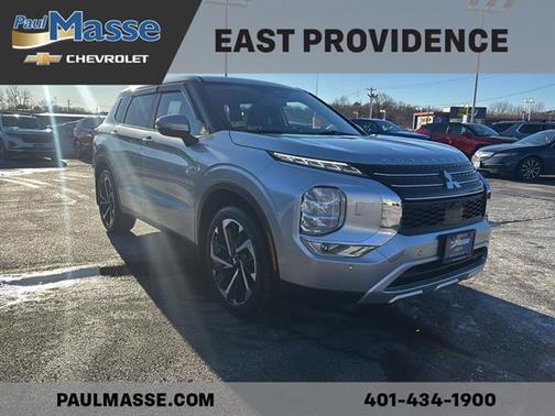 2023 Mitsubishi Outlander SE Special Edition