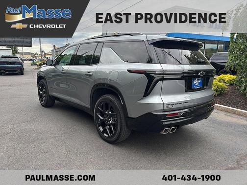 Sterling Gray Metallic 2024 Chevrolet Traverse RS