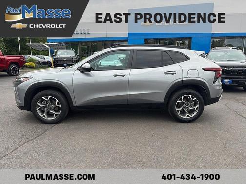Sterling Gray Metallic 2024 Chevrolet Trax LT