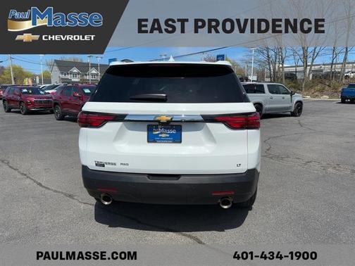 2022 Chevrolet Traverse LT Cloth