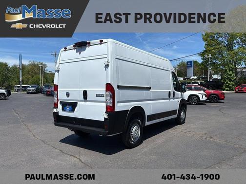 Bright White 2025 RAM ProMaster 2500 High Roof