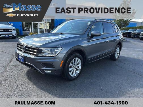 Platinum Gray Metallic 2018 Volkswagen Tiguan 2.0T S