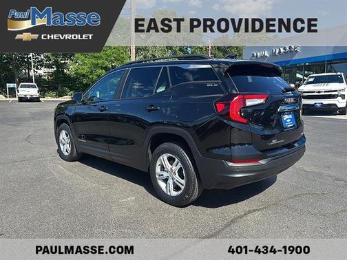 Ebony Twilight Metallic 2024 GMC Terrain SLE