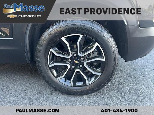 Mosaic Black Metallic 2023 Chevrolet Trailblazer ACTIV