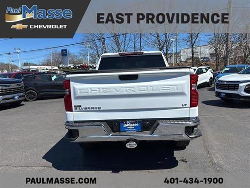 Summit White 2026 Chevrolet Silverado 1500 LT