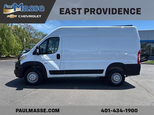 Bright White 2025 RAM ProMaster 2500 High Roof