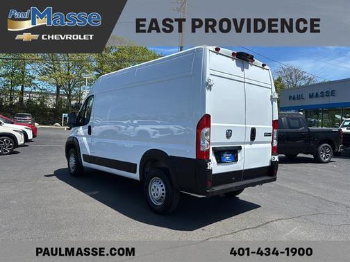 Bright White 2025 RAM ProMaster 2500 High Roof