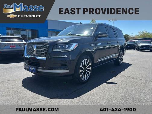 Gray 2023 Lincoln Navigator L Reserve