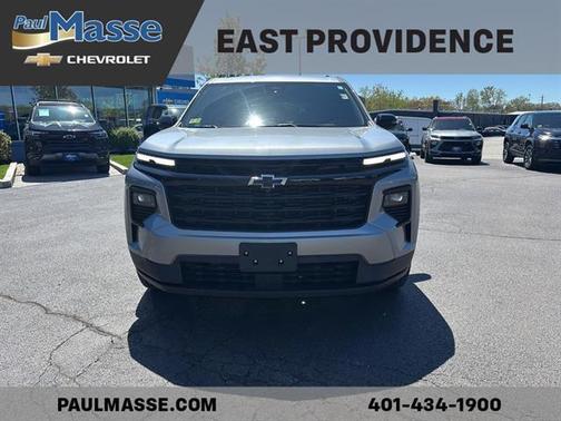 Sterling Gray Metallic 2025 Chevrolet Traverse LT
