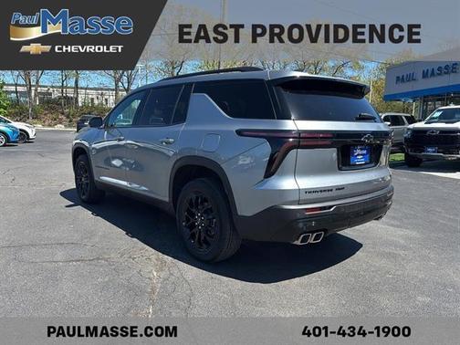 Sterling Gray Metallic 2025 Chevrolet Traverse LT