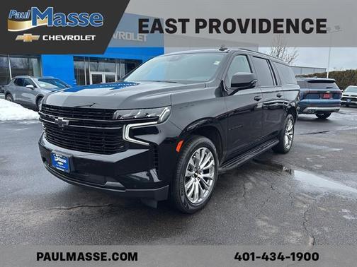 2023 Chevrolet Suburban RST