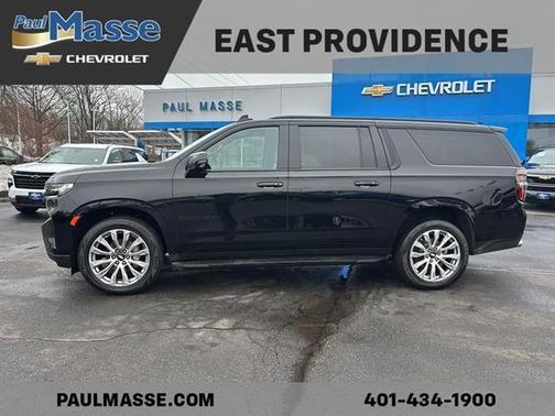 2023 Chevrolet Suburban RST