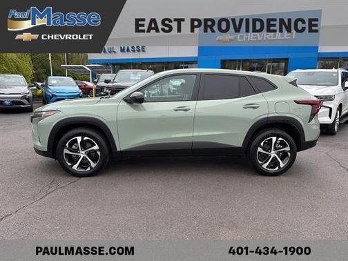 Green 2024 Chevrolet Trax 1RS