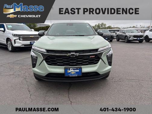 Green 2024 Chevrolet Trax 1RS