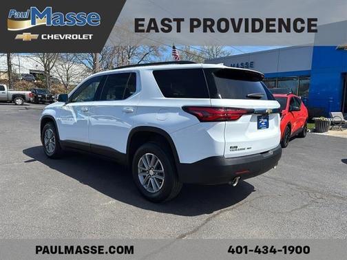 Summit White 2023 Chevrolet Traverse LT Cloth
