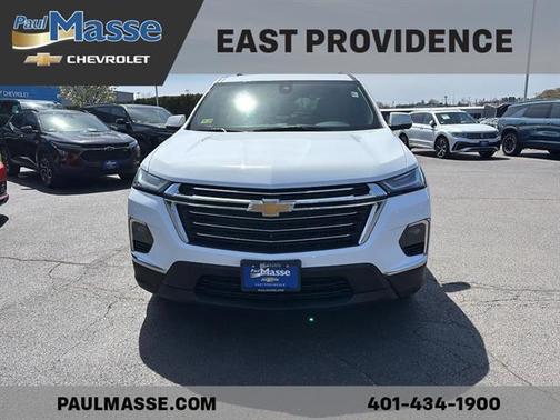 Summit White 2023 Chevrolet Traverse LT Cloth