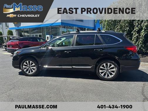 Crystal Black Silica 2018 Subaru Outback 3.6R Touring