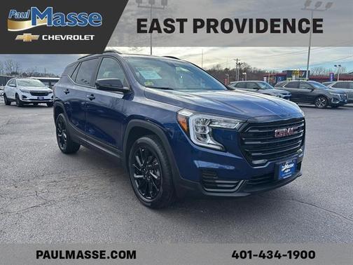 Marine Metallic 2023 GMC Terrain SLE