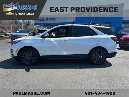 Iridescent Pearl Tricoat 2022 Chevrolet Equinox RS