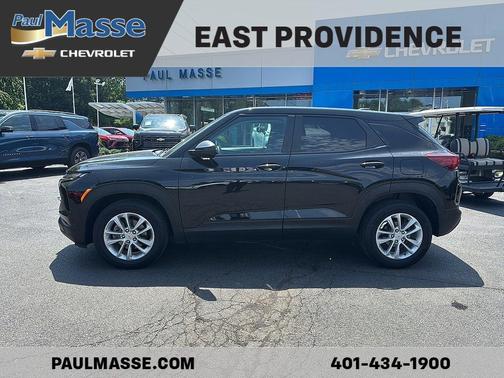 Mosaic Black Metallic 2024 Chevrolet Trailblazer LS