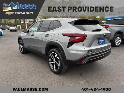 Sterling Gray Metallic 2024 Chevrolet Trax 1RS