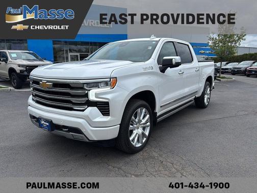 Iridescent Pearl Tricoat 2024 Chevrolet Silverado 1500 High Country