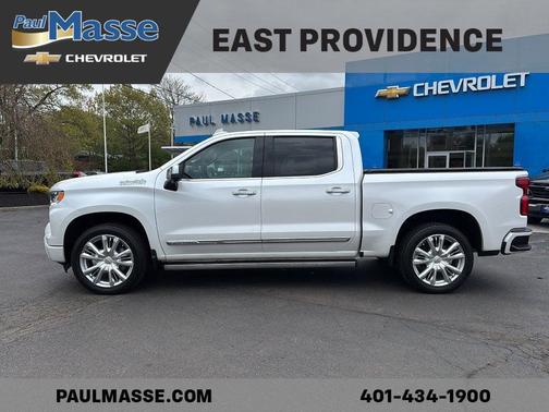 Iridescent Pearl Tricoat 2024 Chevrolet Silverado 1500 High Country