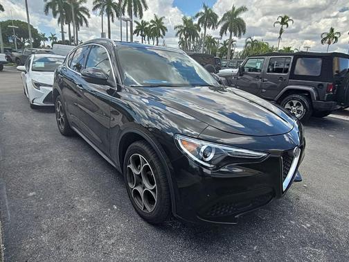 2018 Alfa Romeo Stelvio Base