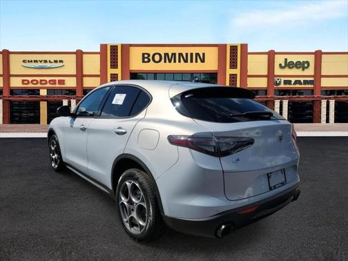 2025 Alfa Romeo Stelvio Sprint AWD