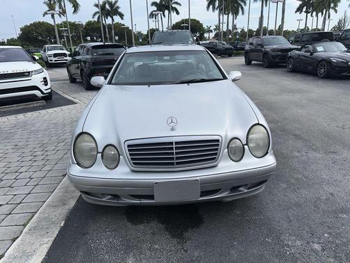 2002 Mercedes-Benz CLK-Class 320