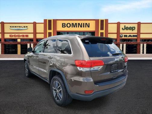 2017 Jeep Grand Cherokee Laredo