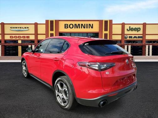 2025 Alfa Romeo Stelvio Sprint AWD