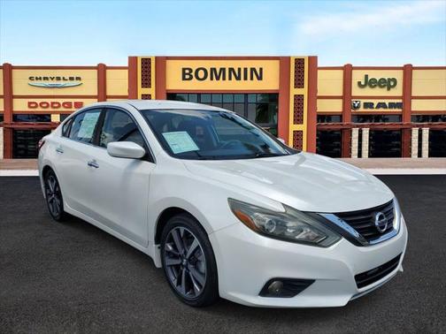 2016 Nissan Altima 2.5 SR
