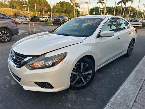 2016 Nissan Altima 2.5 SR