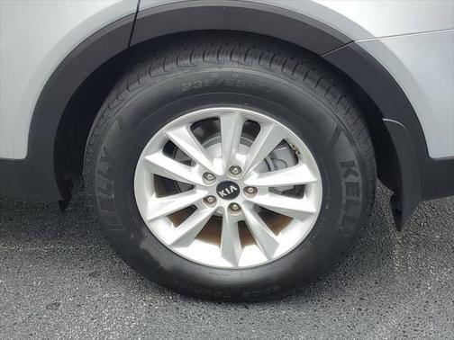 2019 Kia Sorento L